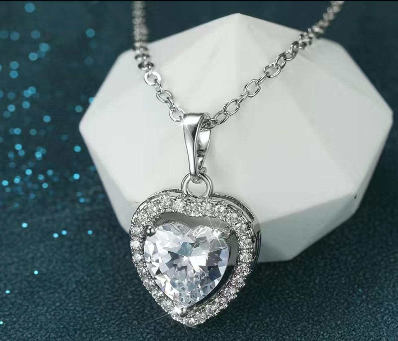 Luxury White Crystal Pendant